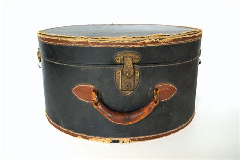 vintage hat box